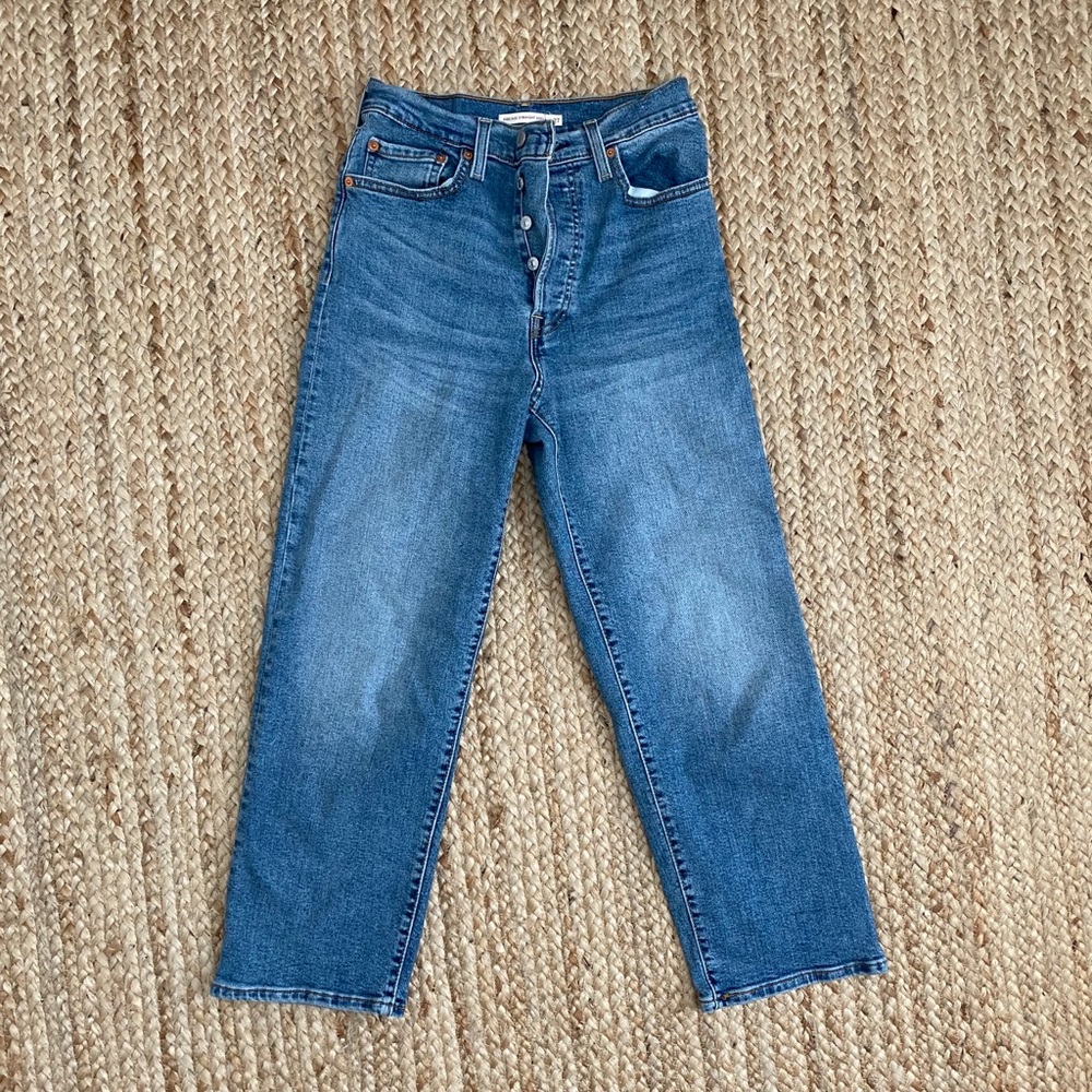 Levi’s ribcage straight ankle jeans